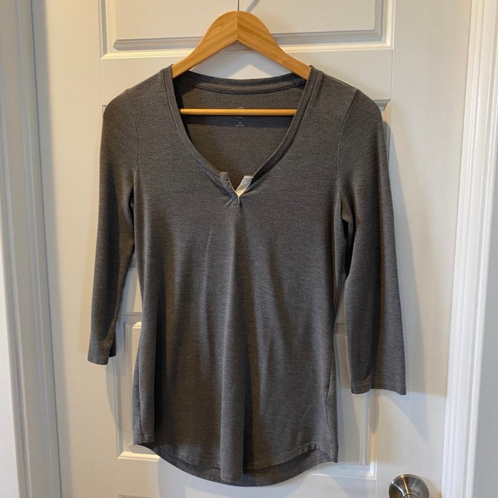 Perfectly Soft, Perfectly You long-sleeve tee in size XS